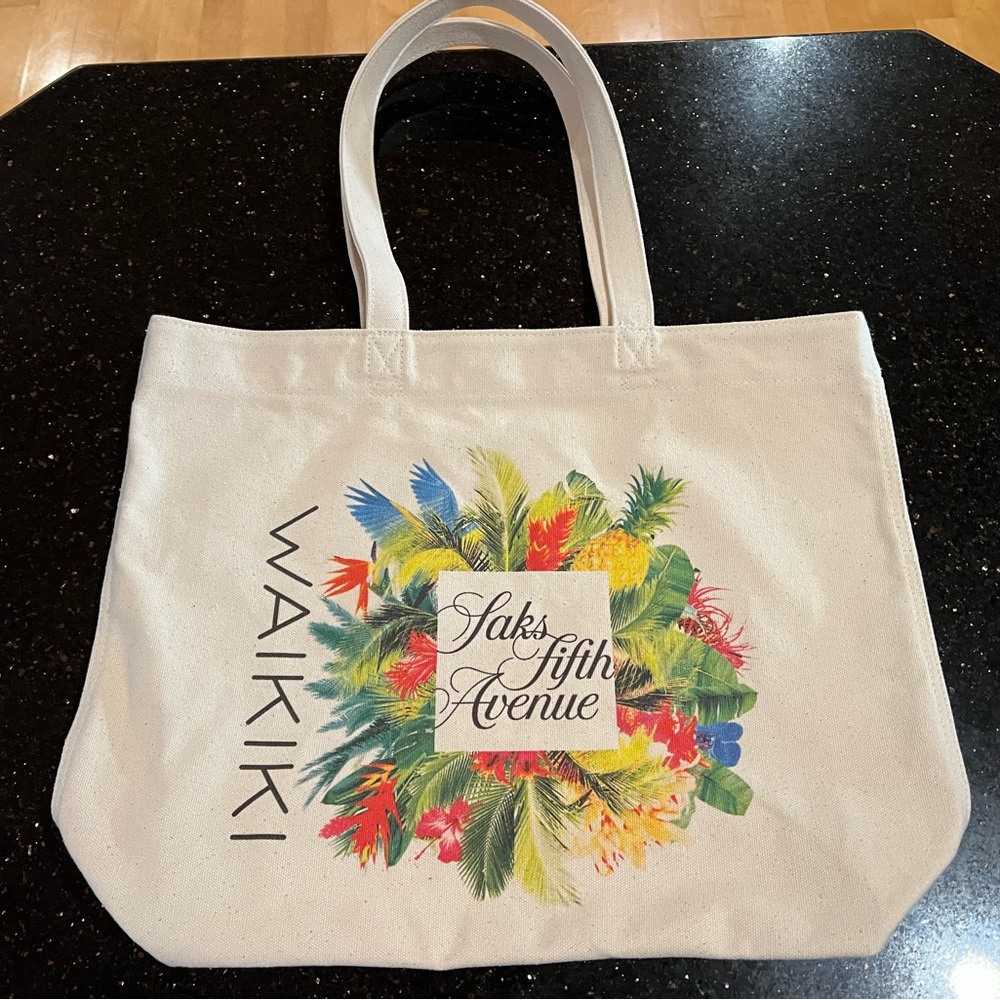 NWOT Saks Fifth Avenue Waikiki Canvas Tote